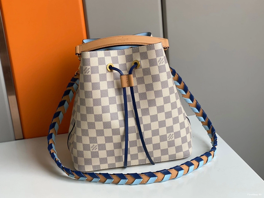 First bags ru reviews LOUIS MM NÉONOÉ VUITTON 0814